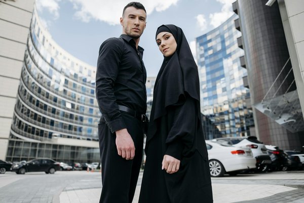 What are some creative ways to use outdoor space in UK homes?